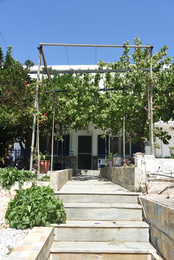 J&b Maisonette House